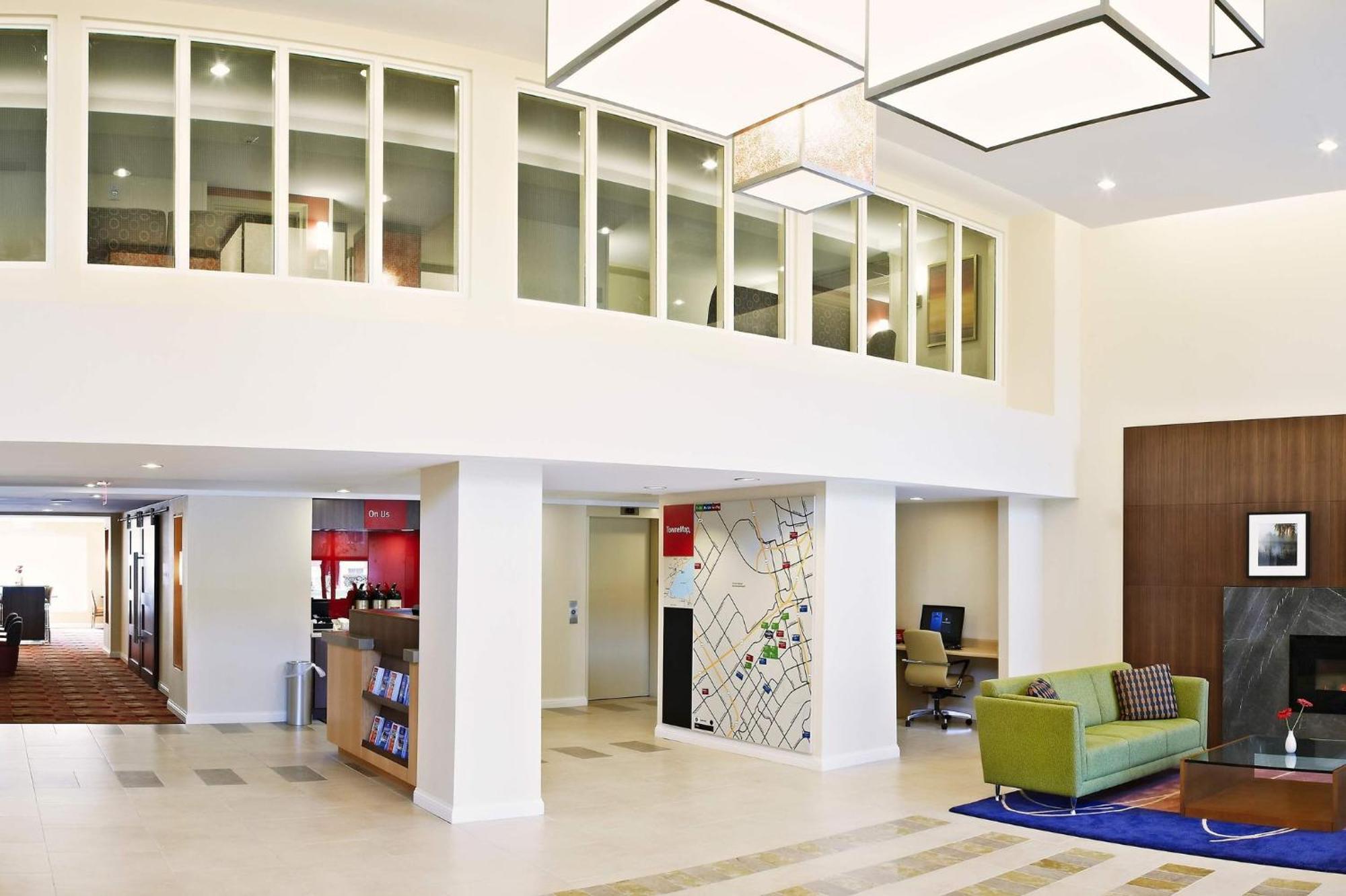 Towneplace Suites By Marriott Mississauga-Airport Corporate Centre Interior foto