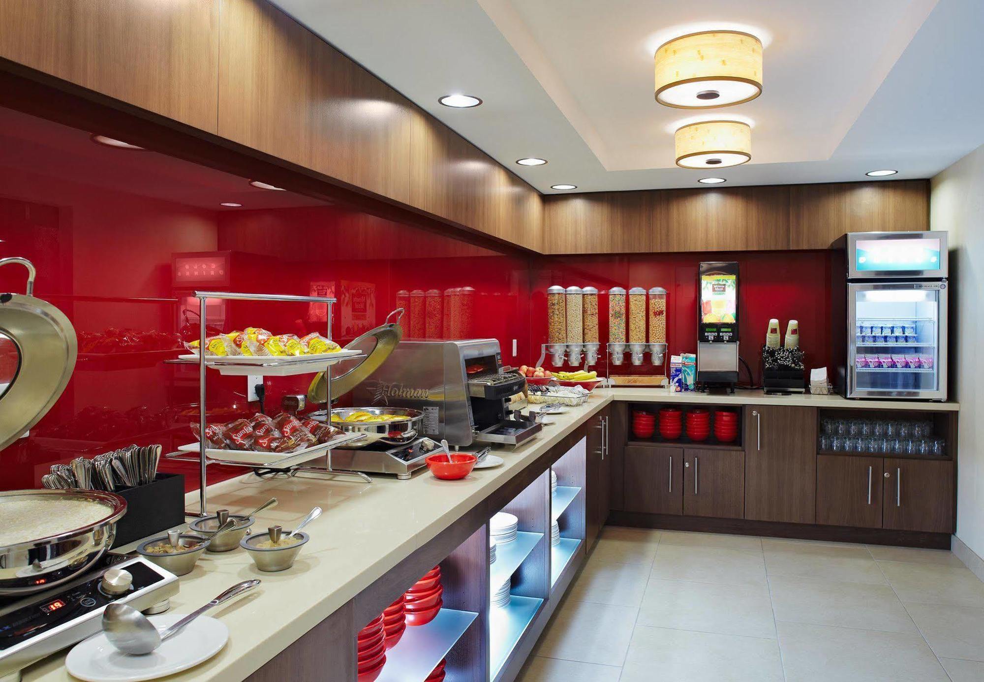Towneplace Suites By Marriott Mississauga-Airport Corporate Centre Exterior foto