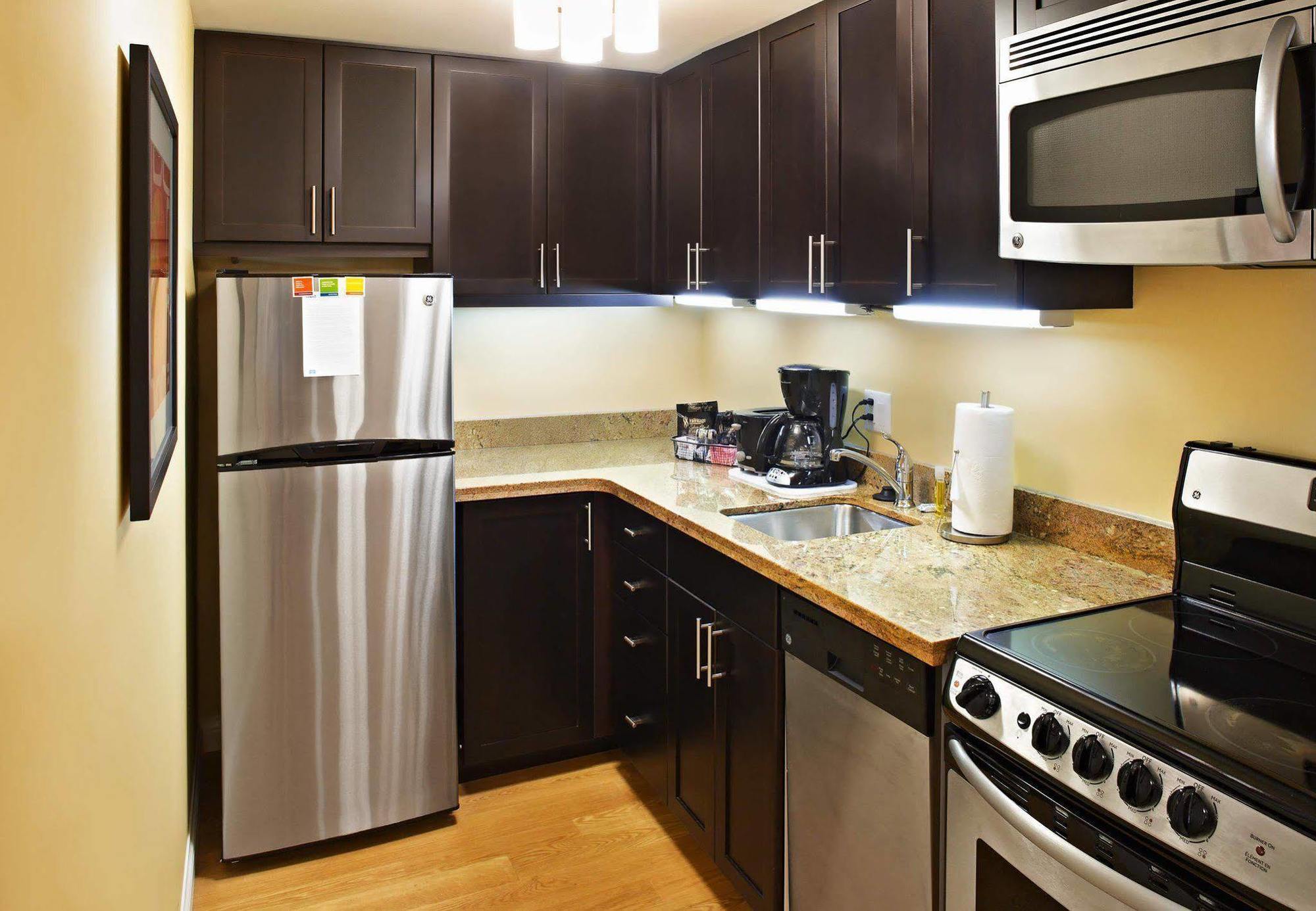 Towneplace Suites By Marriott Mississauga-Airport Corporate Centre Exterior foto